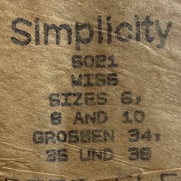 Simplicity 6021 Pattern Sweats Miss 6-10 Tracksuit Comfort Loungewear Sporty - Picture 6 of 7